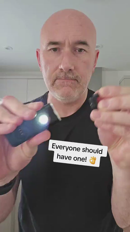 SafeGuard Persoonlijk Veiligheidsalarm — 130 dB Sirene met LED-licht & USB-C Opladen